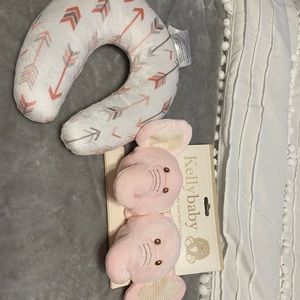 Car seat strap and headrest set